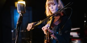 學樂器的技術與哲學：務實探索音樂娛樂的本質